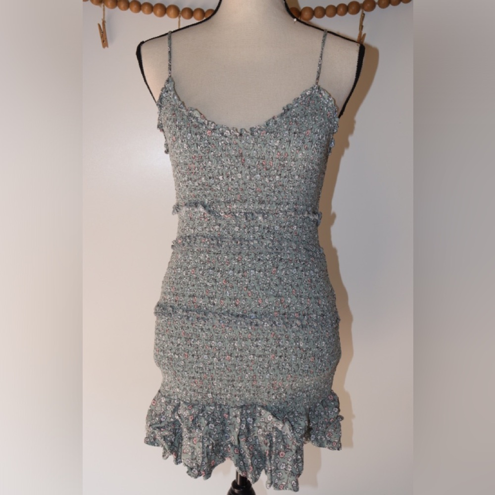 LILYFUL Mini Floral and Ruffle Dress - Picture 11 of 15